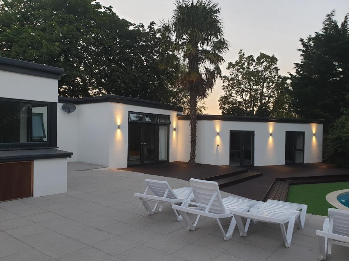 Tranquil & Unique Villa On The Uk'S Sunniest Place Ratton Exteriör bild